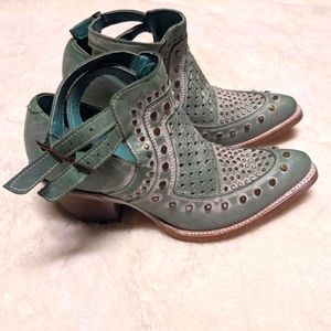 Never worn CORRAL boots